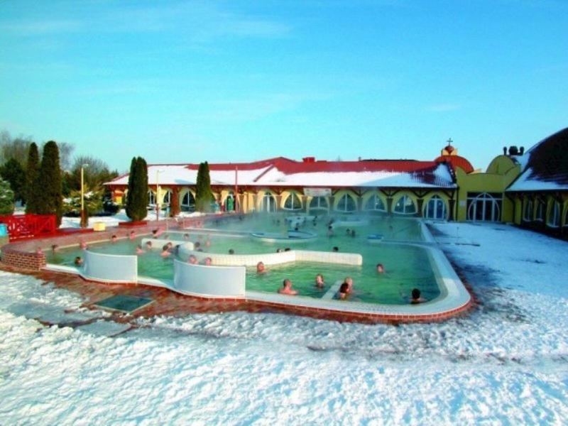 Vila Anna Veľký Meder Exteriör bild