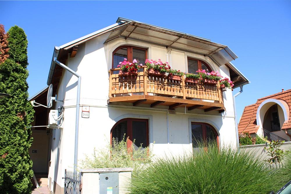 Vila Anna Veľký Meder Exteriör bild